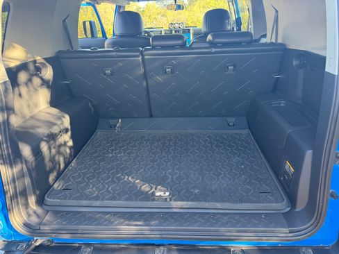 Used 2007 Toyota FJ Cruiser 4WD image 5