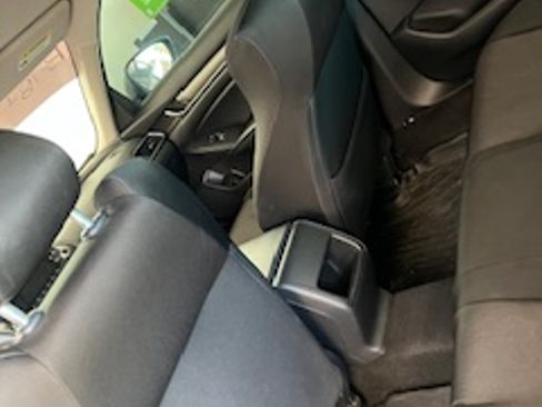 Used 2018 Honda Accord LX image 13