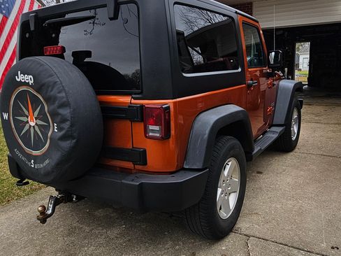 Used 2011 Jeep Wrangler Sport image 6