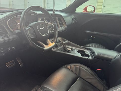 Used 2023 Dodge Challenger SRT Hellcat w/ Driver Convenience Group image 6