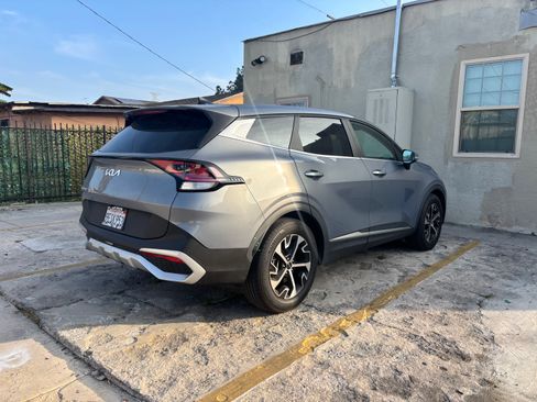 Used 2023 Kia Sportage EX image 2