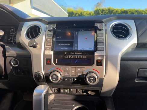 Used 2021 Toyota Tundra Platinum AWD/4WD image 16