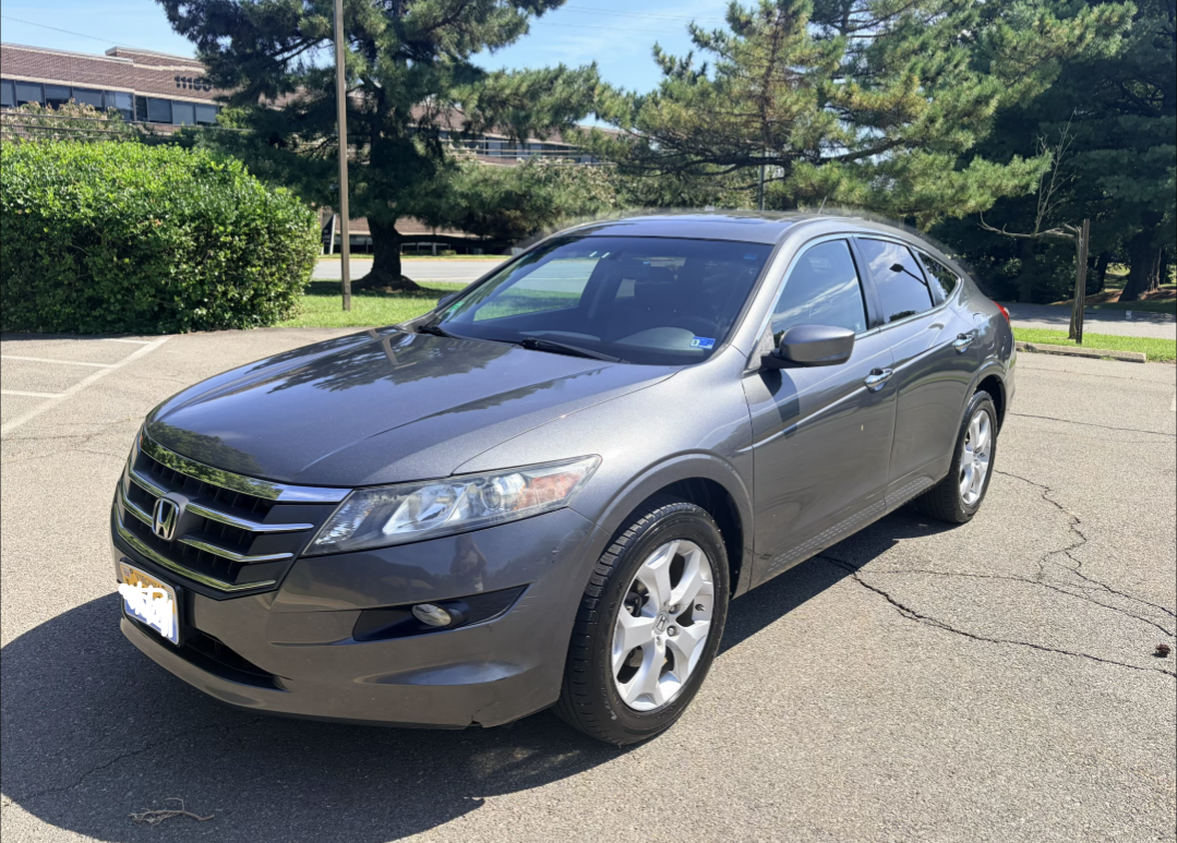 Used 2012 Honda Crosstour EX-L image 1