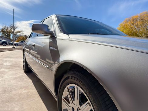 Used 2011 Cadillac DTS Premium w/ Driver Awareness Package image 23