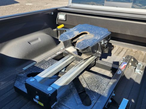 Used 2024 RAM 2500 Laramie w/ Bed Utility Group image 19