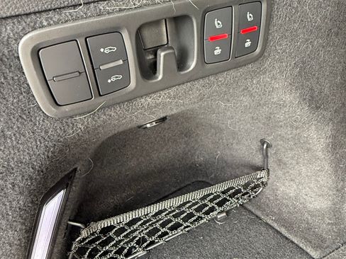 Used 2022 Audi Q7 3.0T Prestige image 24