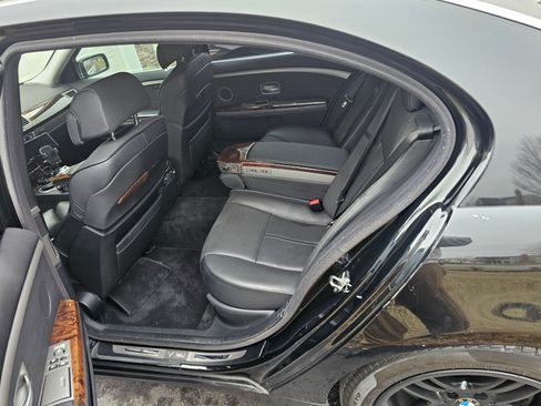 Used 2003 BMW 760Li image 10