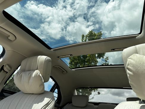 Used 2023 Mercedes-Benz S 500 4MATIC image 24