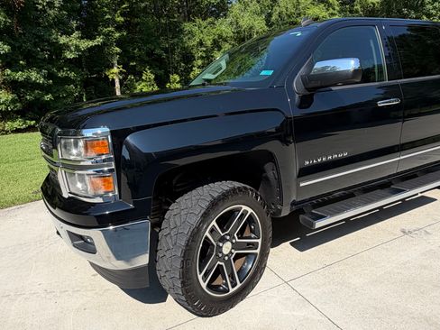 Used 2014 Chevrolet Silverado 1500 LTZ Z71 w/ LTZ Plus Package AWD/4WD image 14