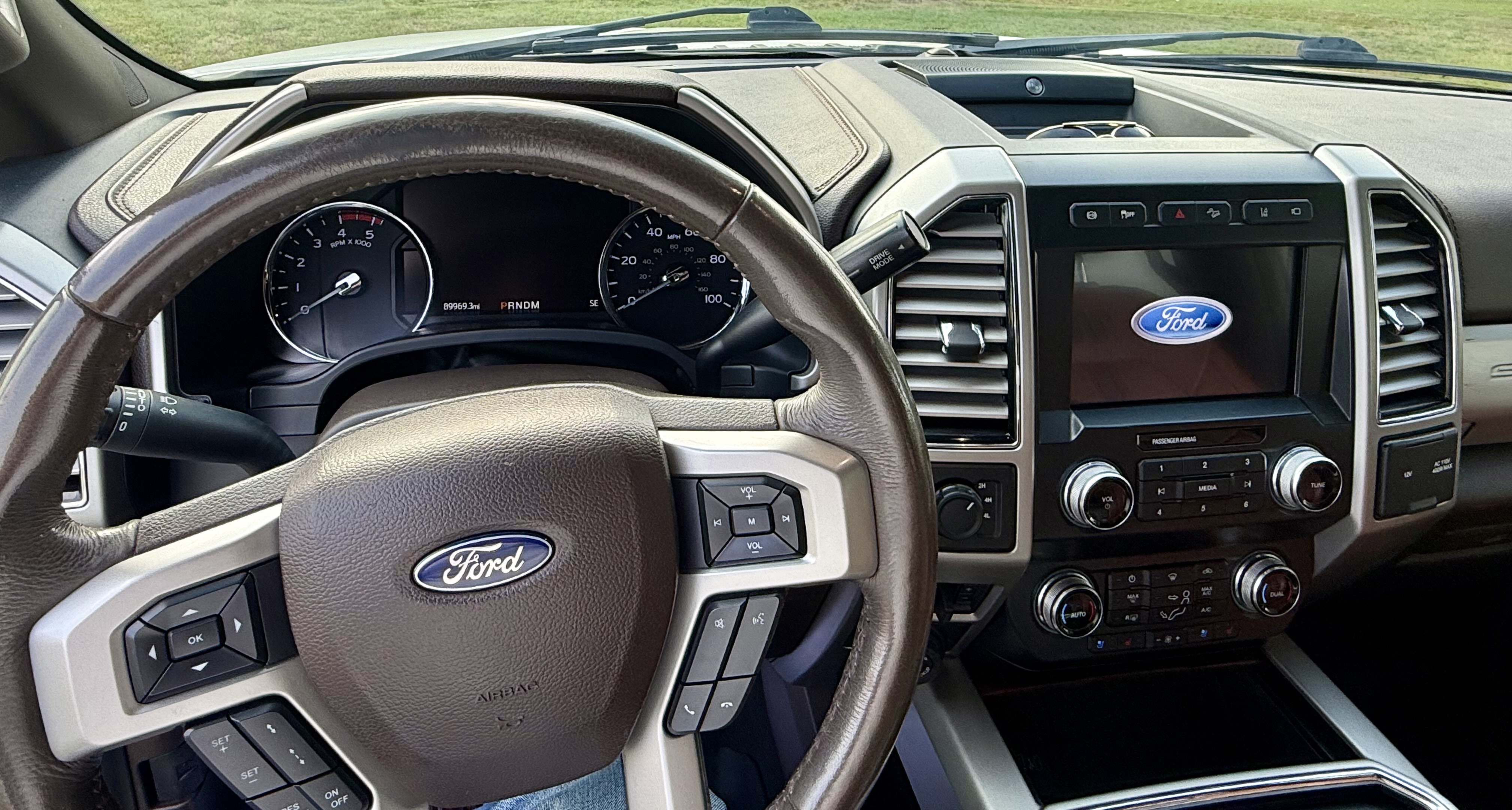 Used 2020 Ford F250 King Ranch w/ King Ranch Ultimate Package AWD/4WD image 9