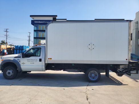 Used 2011 Ford F450 XL w/ XL Value Pkg image 2