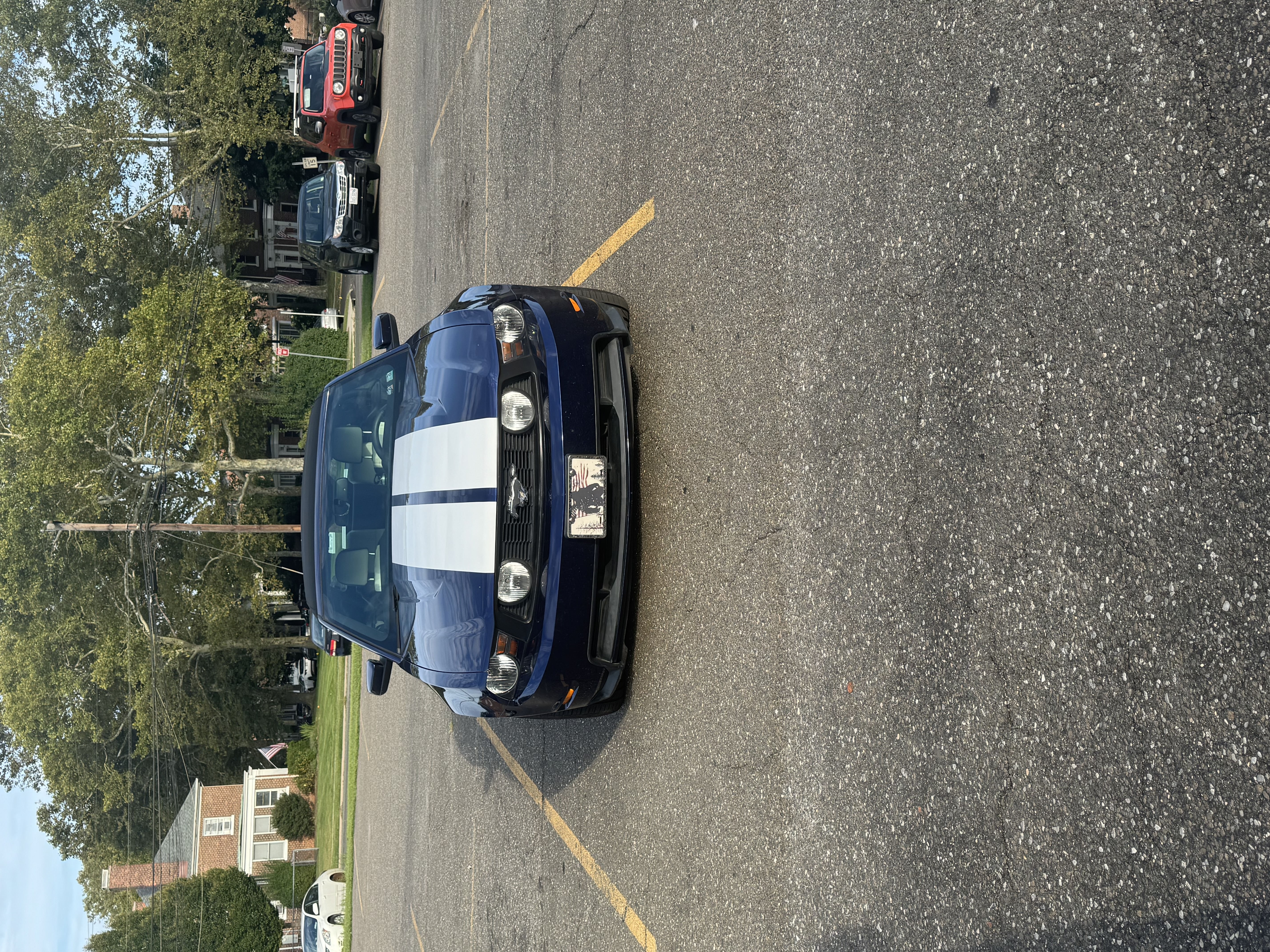 Used 2010 Ford Mustang GT Premium RWD image 1