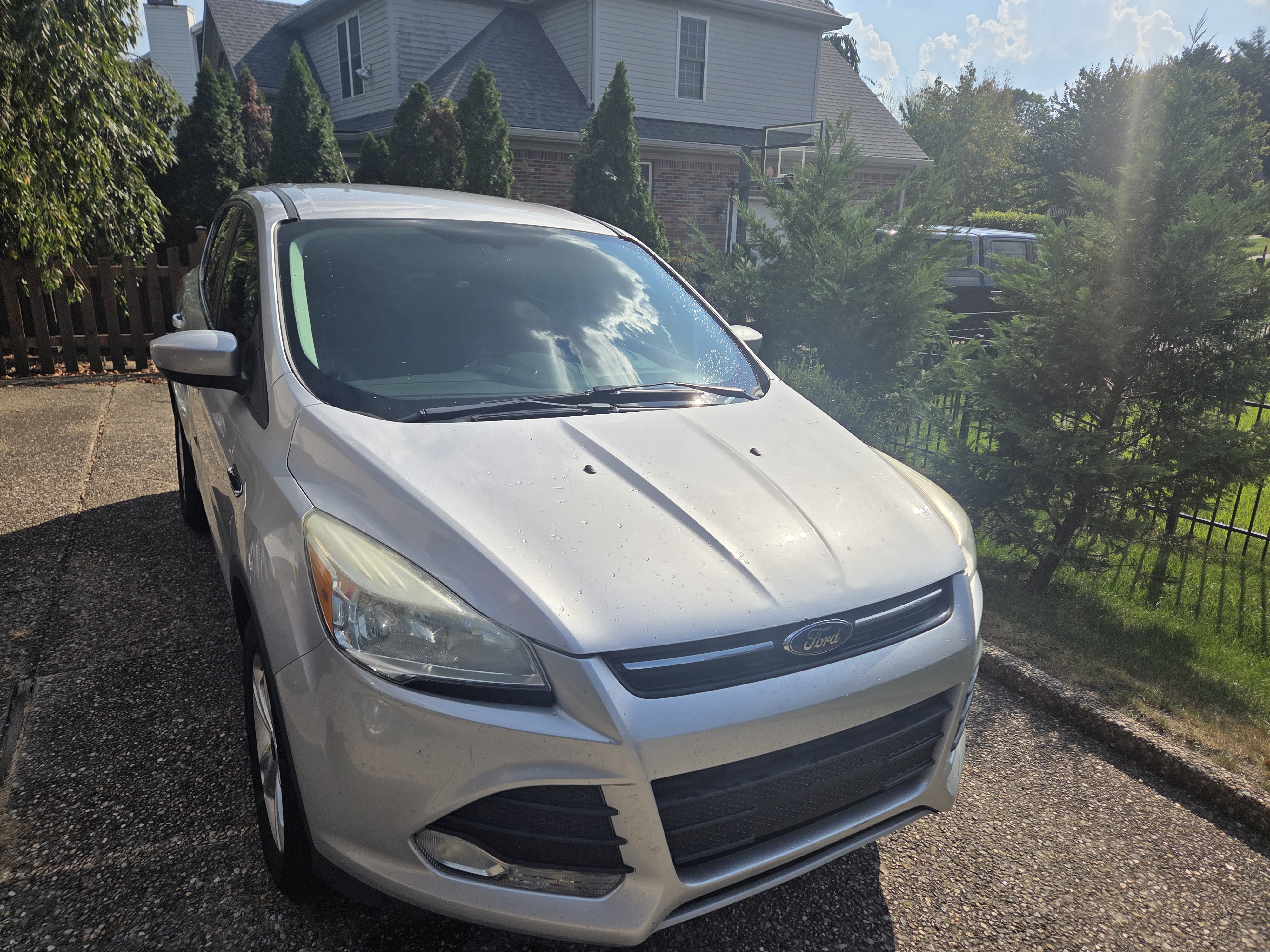 Used 2015 Ford Escape SE FWD image 4