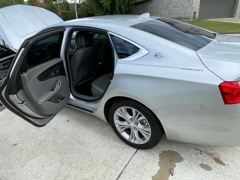 Used 2014 Chevrolet Impala LT w/ Convenience Package image 8