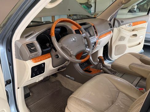Used 2004 Lexus GX 470 AWD/4WD image 6