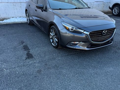 Used 2018 MAZDA MAZDA3 Grand Touring w/ Premium Equipment Package image 2