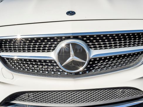 Used 2019 Mercedes-Benz E 450 Cabriolet image 10