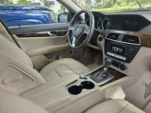 Used 2014 Mercedes-Benz C 250 Sedan image 6