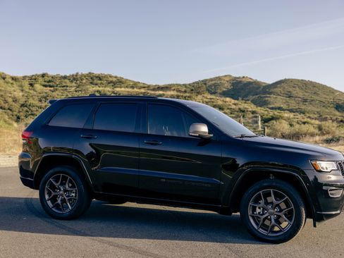Used 2021 Jeep Grand Cherokee Limited w/ Quick Order Package 28K 80th AWD/4WD image 5
