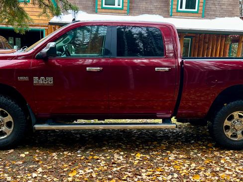 Used 2018 RAM 2500 Big Horn image 5