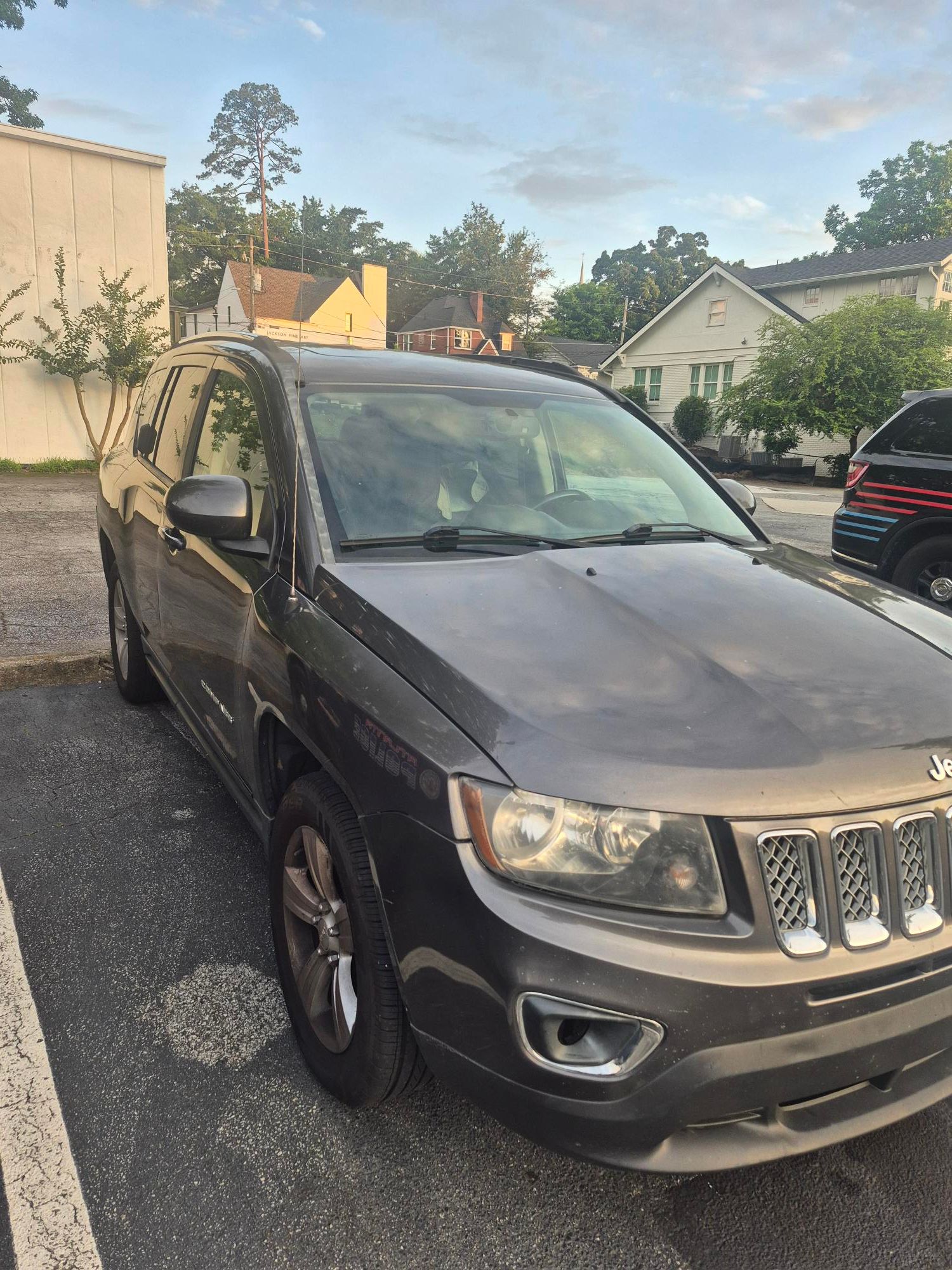 Used 2015 Jeep Compass High Altitude FWD image 1