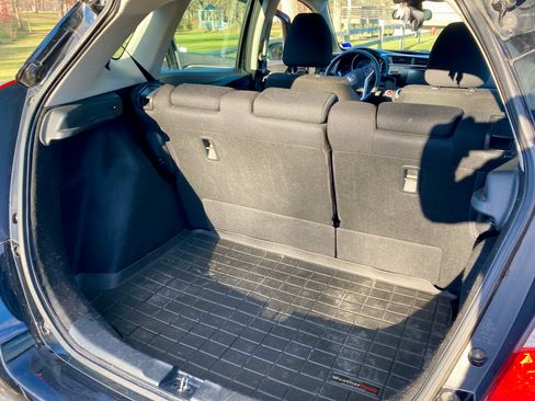 Used 2015 Honda Fit EX image 9