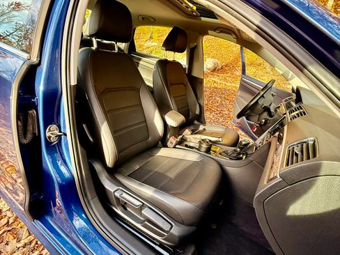 Used 2016 Volkswagen Passat 1.8T SE w/ Lighting Package (P06) image 12