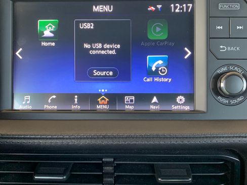 Used 2018 Nissan GT-R Premium image 15