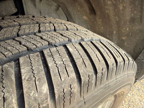 Used 2021 Nissan Armada Platinum w/ Captain's Chairs Package image 6