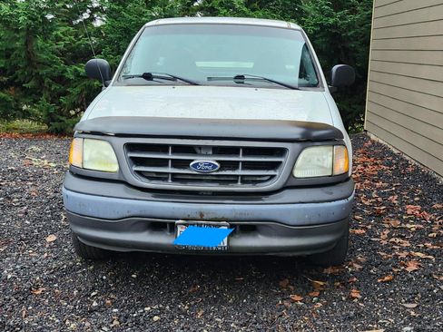 Used 2003 Ford F150 XLT image 1