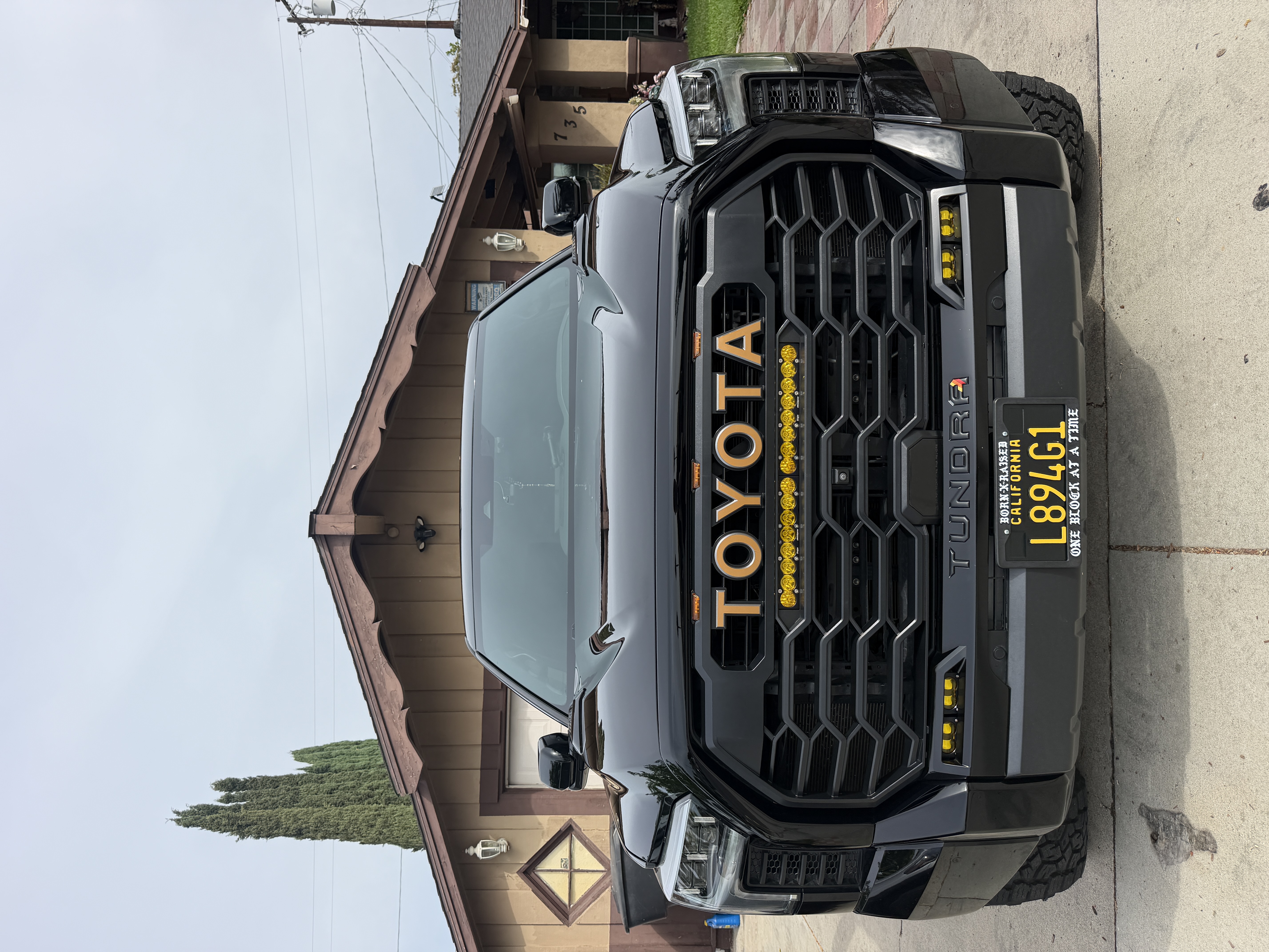 Used 2023 Toyota Tundra Platinum RWD image 2