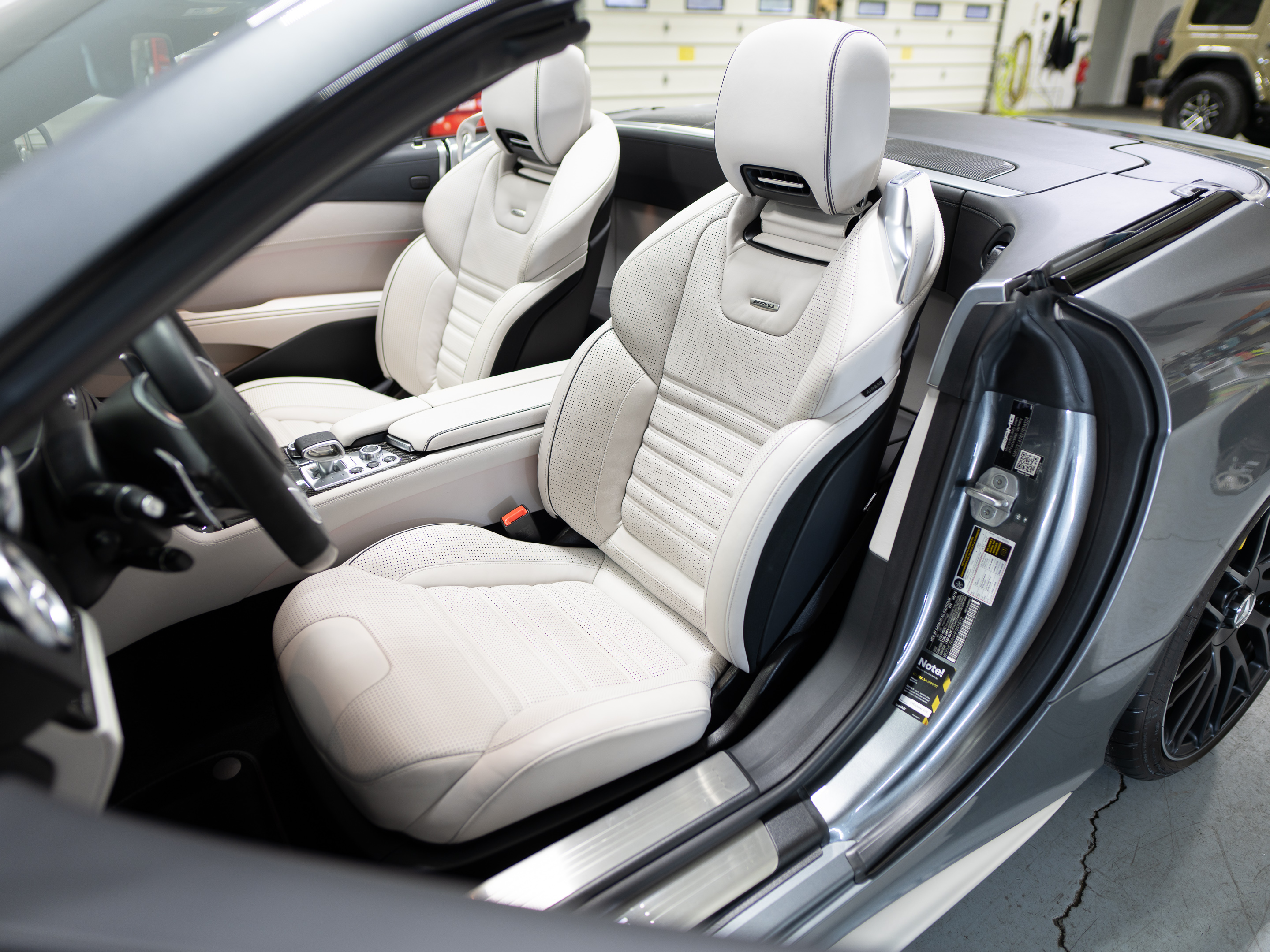 Used 2017 Mercedes-Benz SL 63 AMG image 20