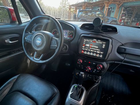 Used 2020 Jeep Renegade Altitude image 11