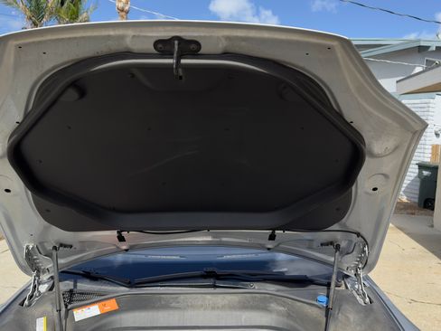 Used 2015 Tesla Model S P90D AWD/4WD image 4