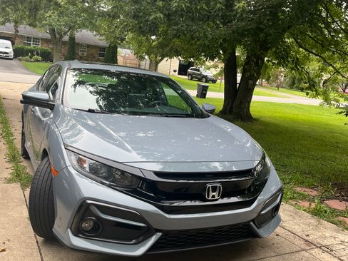Used 2020 Honda Civic EX image 2