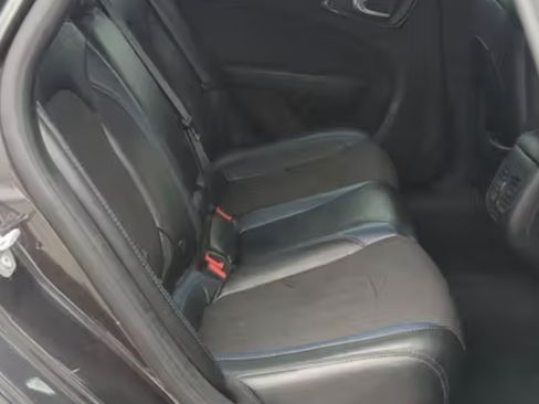 Used 2015 Chrysler 200 S image 10