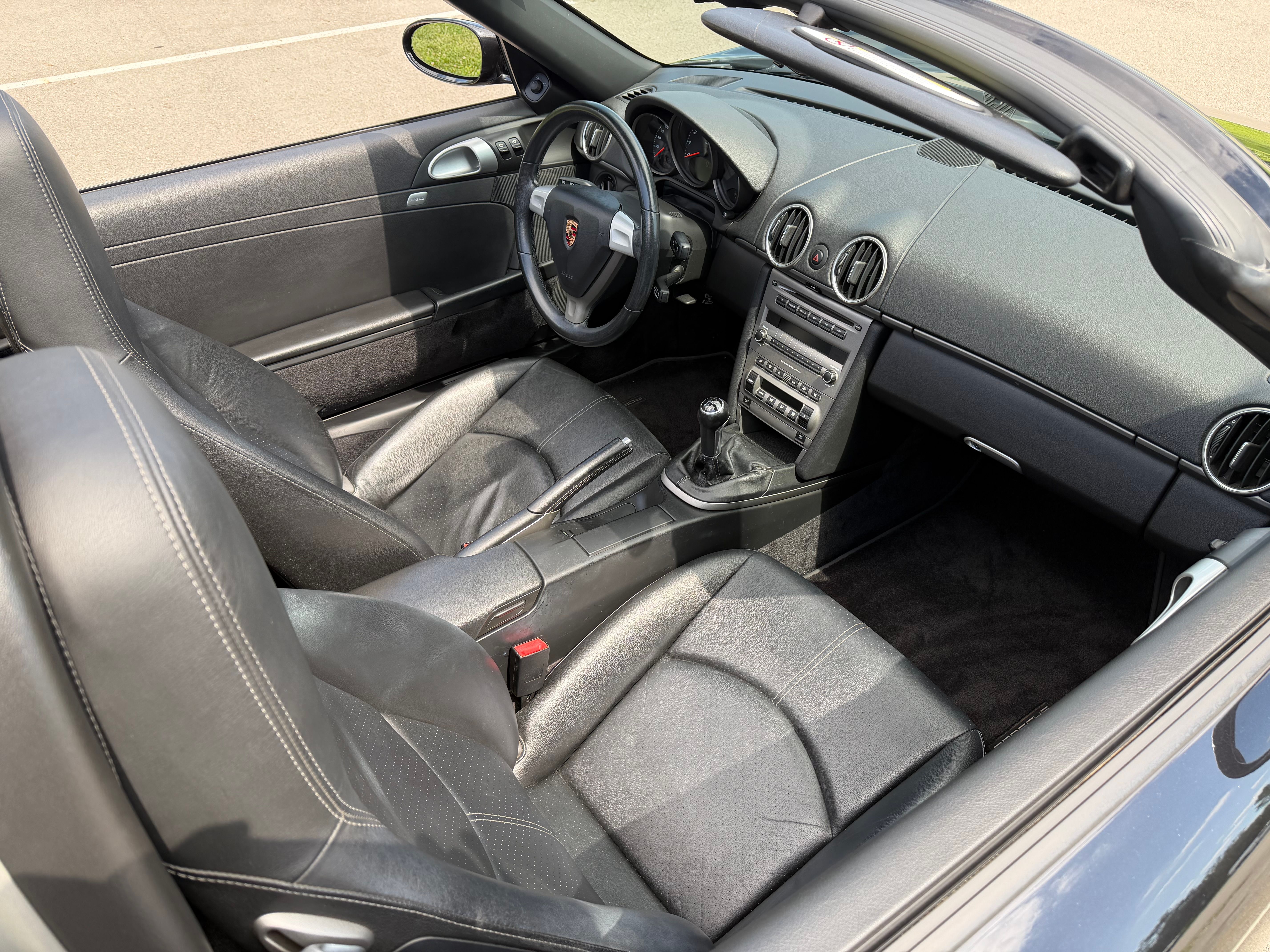 Used 2005 Porsche Boxster RWD image 7