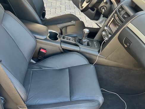 Used 2009 Pontiac G8 GXP image 17