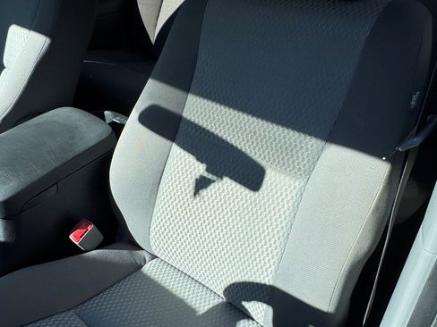 Used 2013 Toyota Tacoma PreRunner image 17