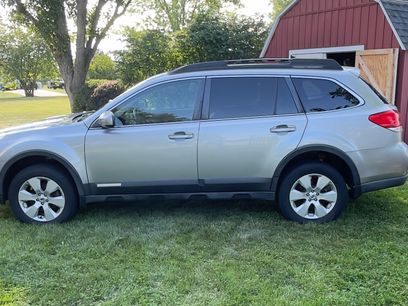 Used 2011 Subaru Outback 2.5i Limited