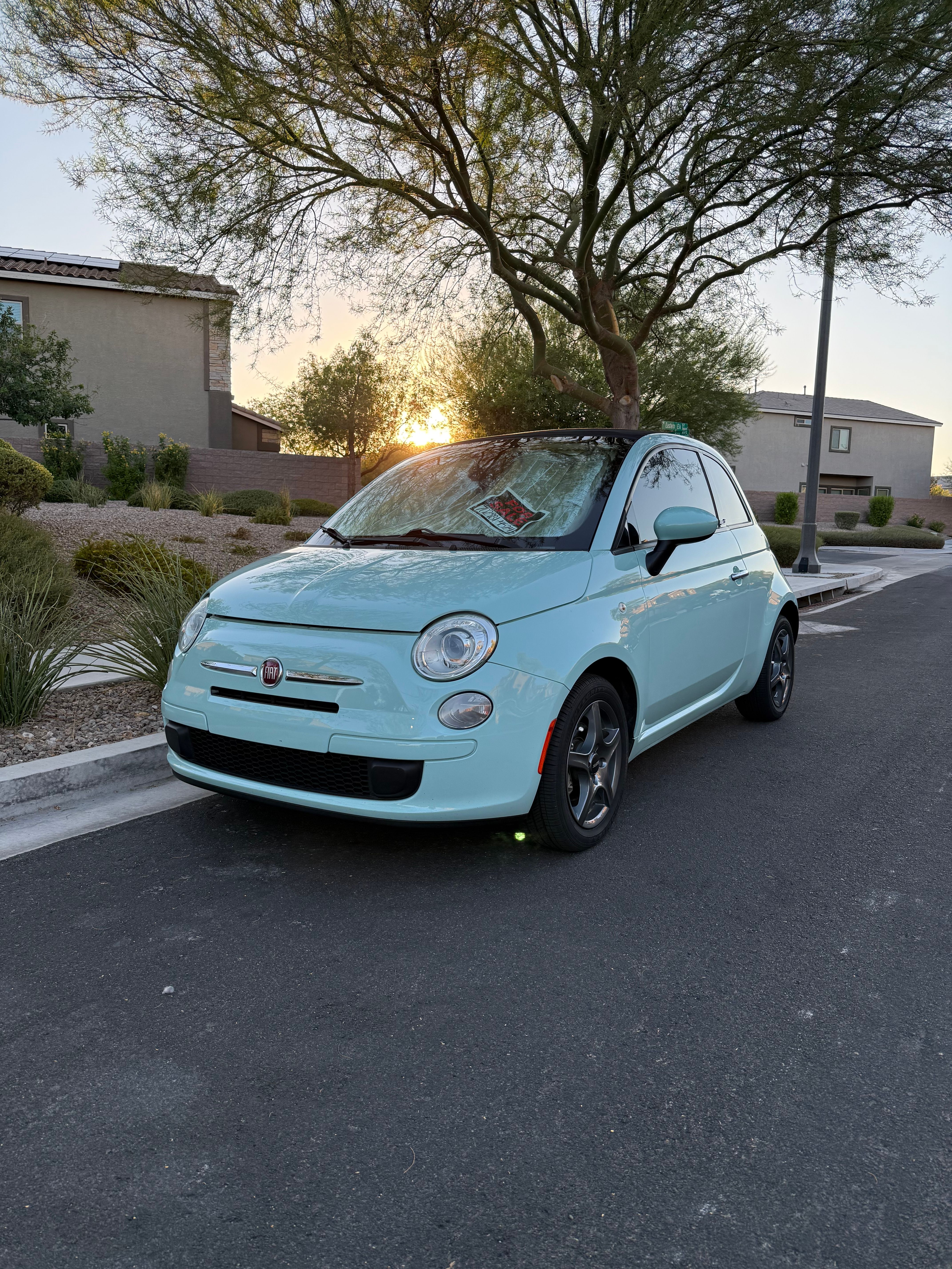 Used 2016 FIAT 500 Pop FWD image 1