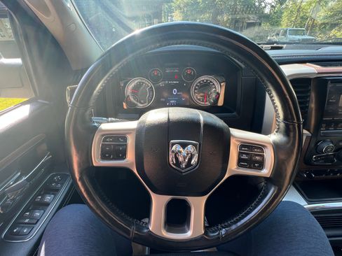 Used 2017 RAM 1500 Laramie image 8