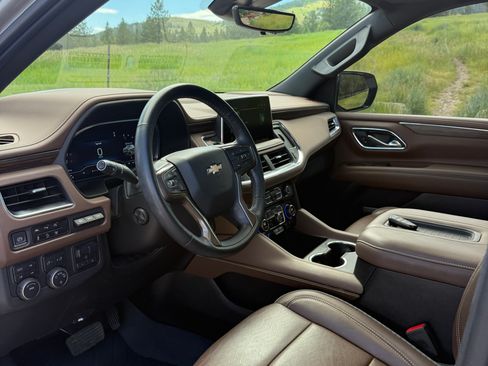 Used 2023 Chevrolet Tahoe High Country w/ Max Trailering Package AWD/4WD image 8