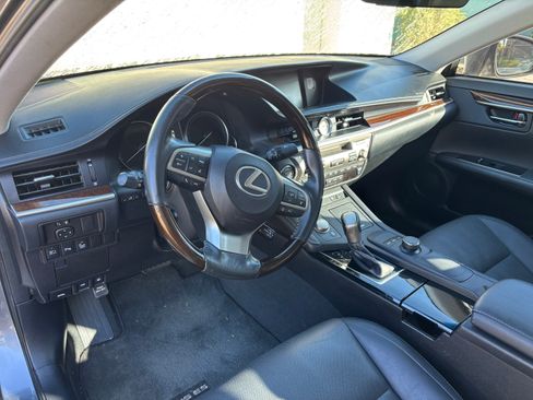 Used 2017 Lexus ES 350 image 16