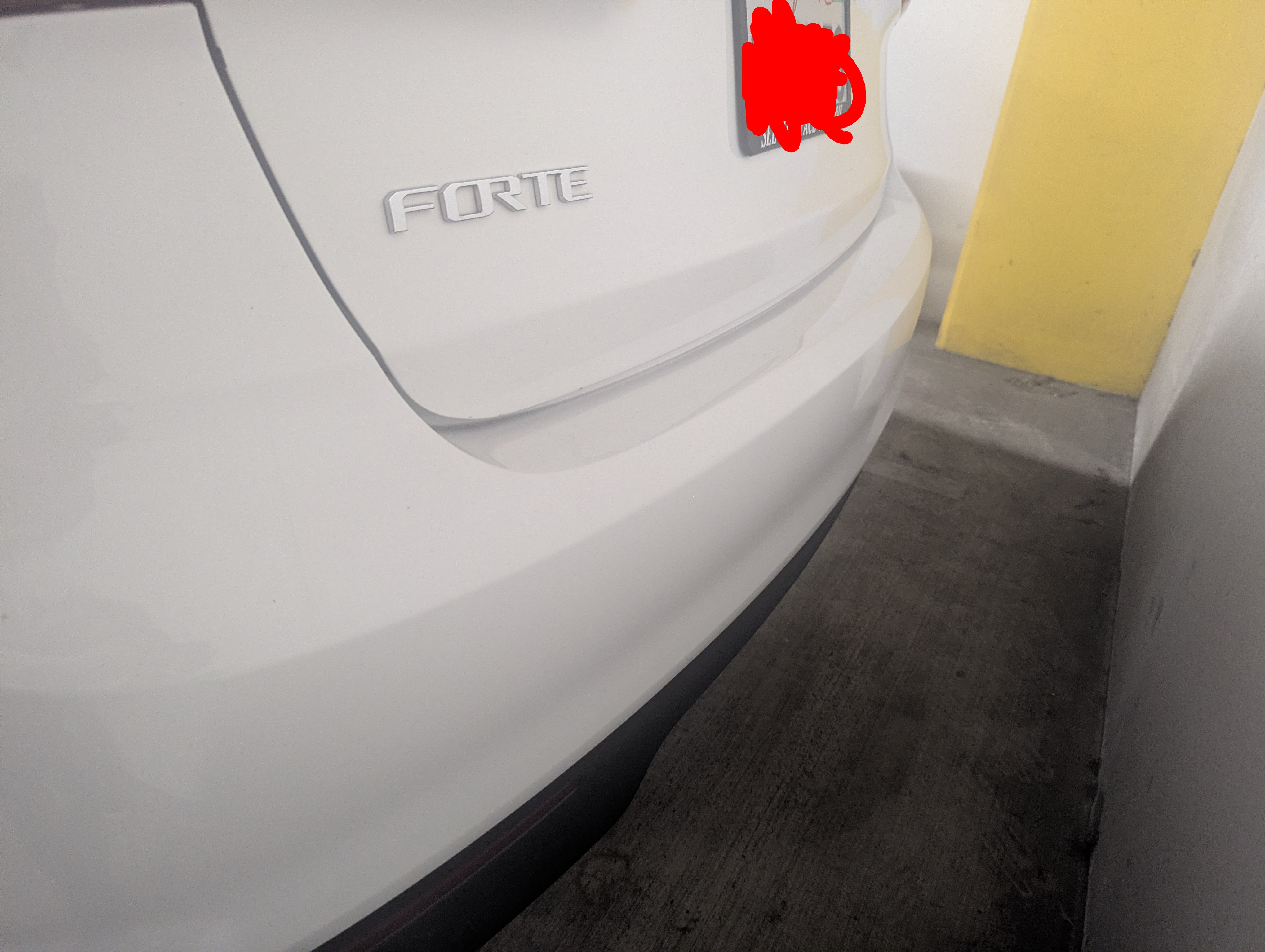 Used 2017 Kia Forte LX FWD image 2