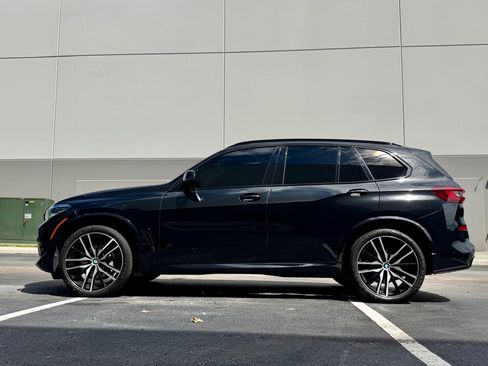 Used 2022 BMW X5 xDrive40i w/ M Sport Package AWD/4WD image 9