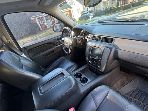 Used 2011 Chevrolet Tahoe LT image 8