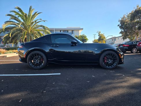 Used 2017 MAZDA MX-5 Miata RF Club w/ Brembo/BBS Package image 12