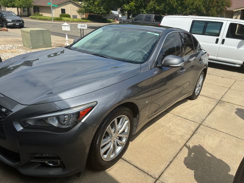 Used 2015 INFINITI Q50 Premium w/ Navigation Package RWD image 1