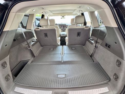 Used 2020 Cadillac XT6 Premium Luxury AWD/4WD image 15